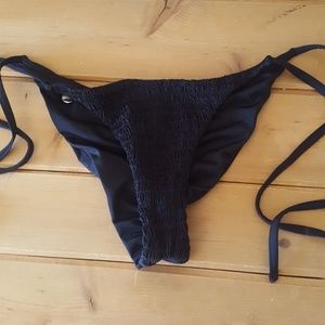 Volcom cheeky bikini